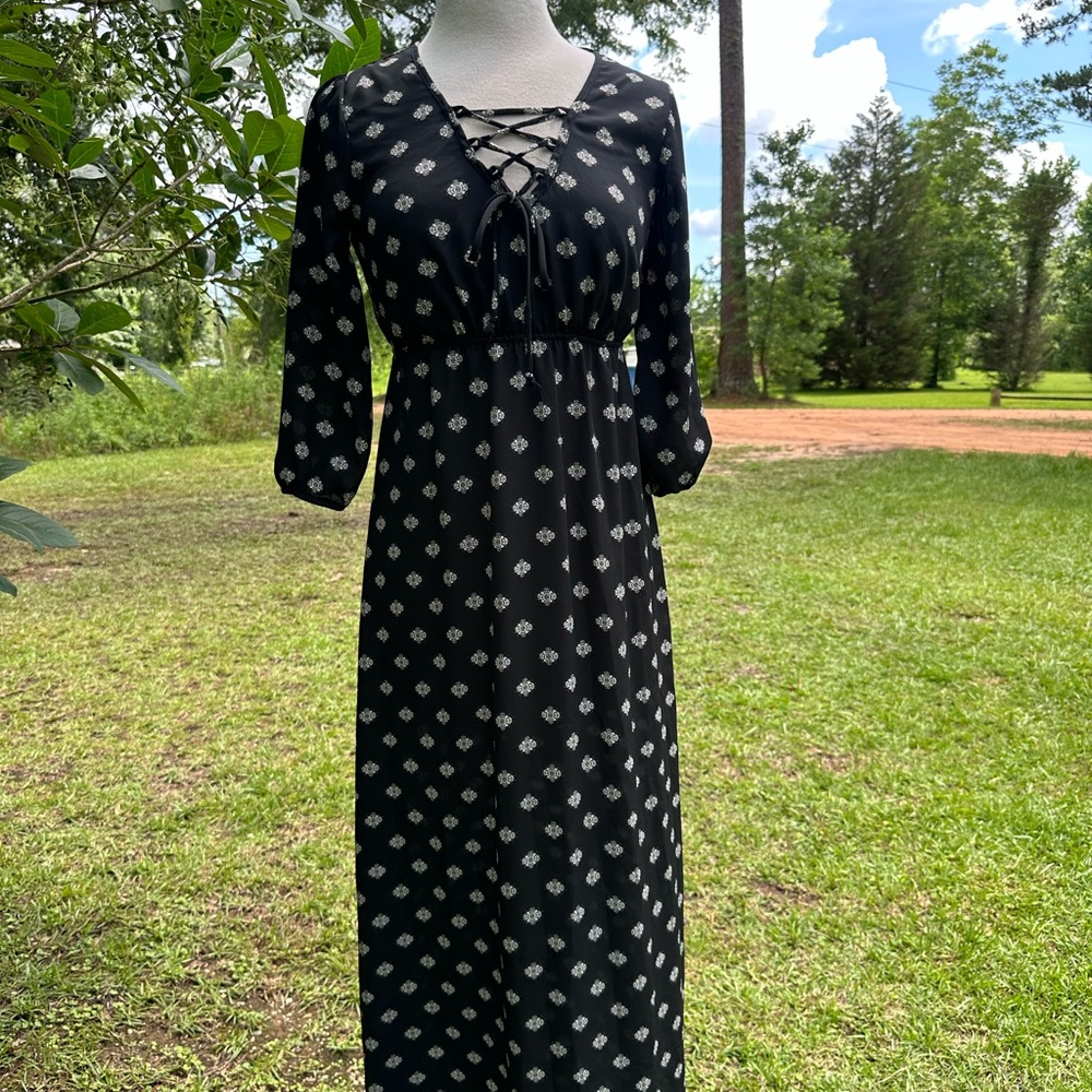 Black & White Bishop Sleeve Sundress